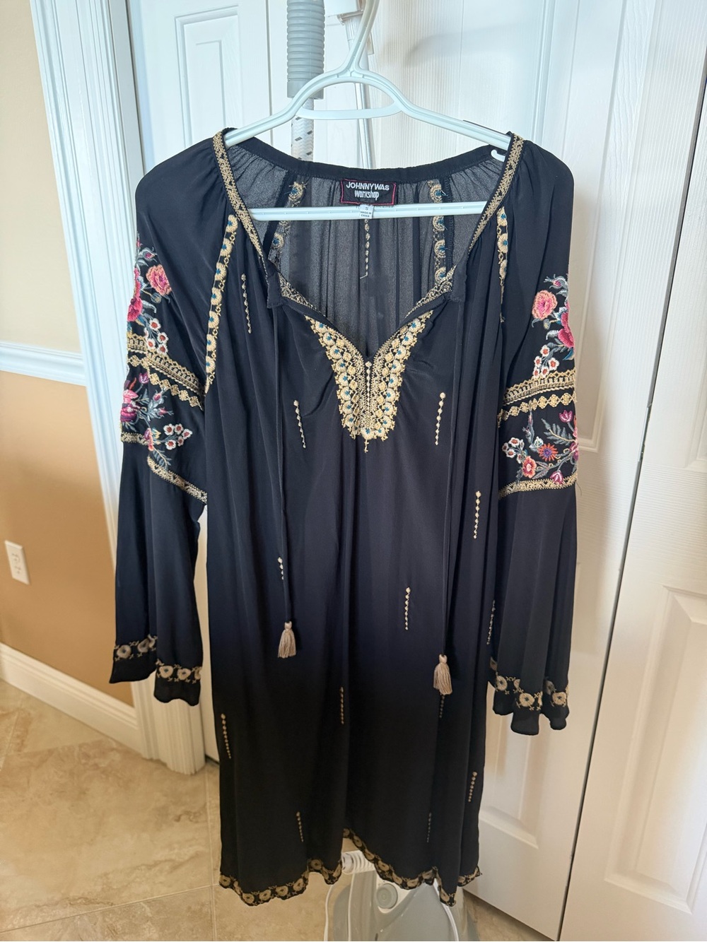 Johnny Was Black Embroidered Floral Boho Tunic Dress